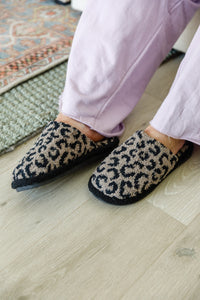 Fuzziest Feet Animal Print Slippers In Mocha